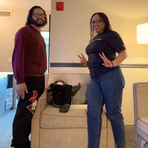 Meet your Posher, Yasmin - Picture 1 of 1